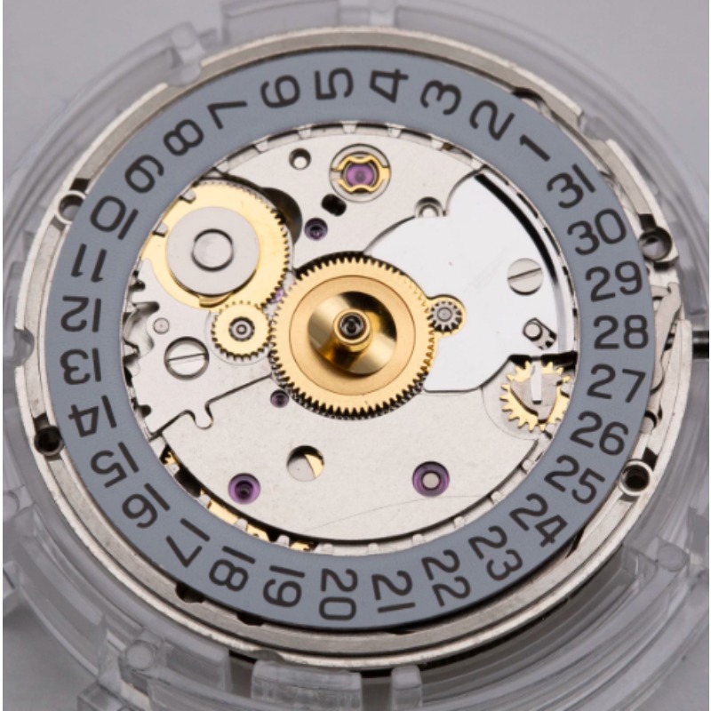 Loook Store ETA C07.111 V8 Cer - đánh giá và giá Watch V8